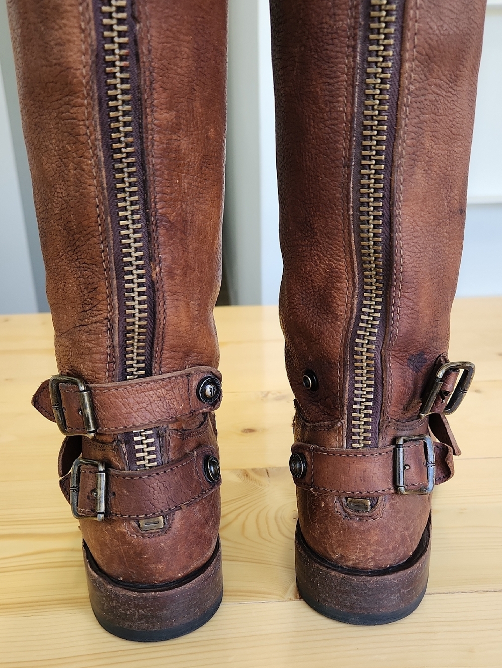 Frye Veronica Back Zip Tall Boots Three Buckles Riding 7.5 - Picture 14 of 17